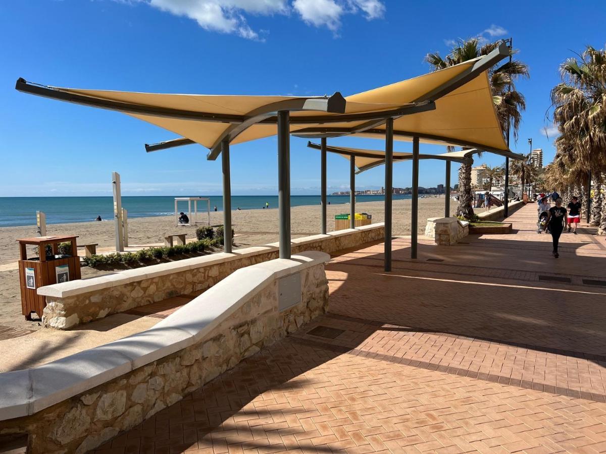 Fuengirola, Primera Linea De Playa Exterior photo